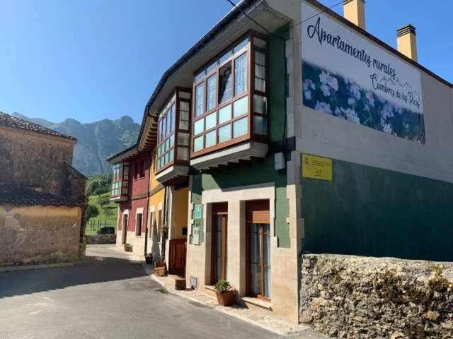 Cumbres De Los Picos Apartamento Treparriscos Poo  ภายนอก รูปภาพ